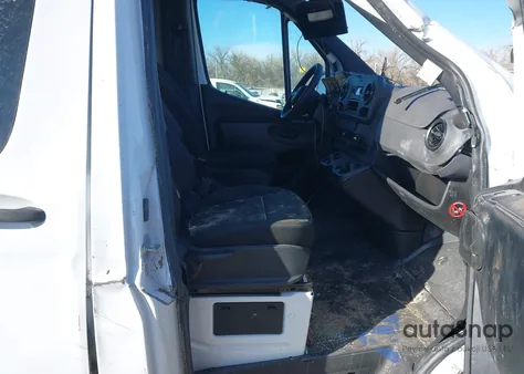 2025 Mercedes-Benz Sprinter 2500 Standard Roof 4-Cyl Diesel from USA, damaged, VIN W1W4KBHY5ST232570